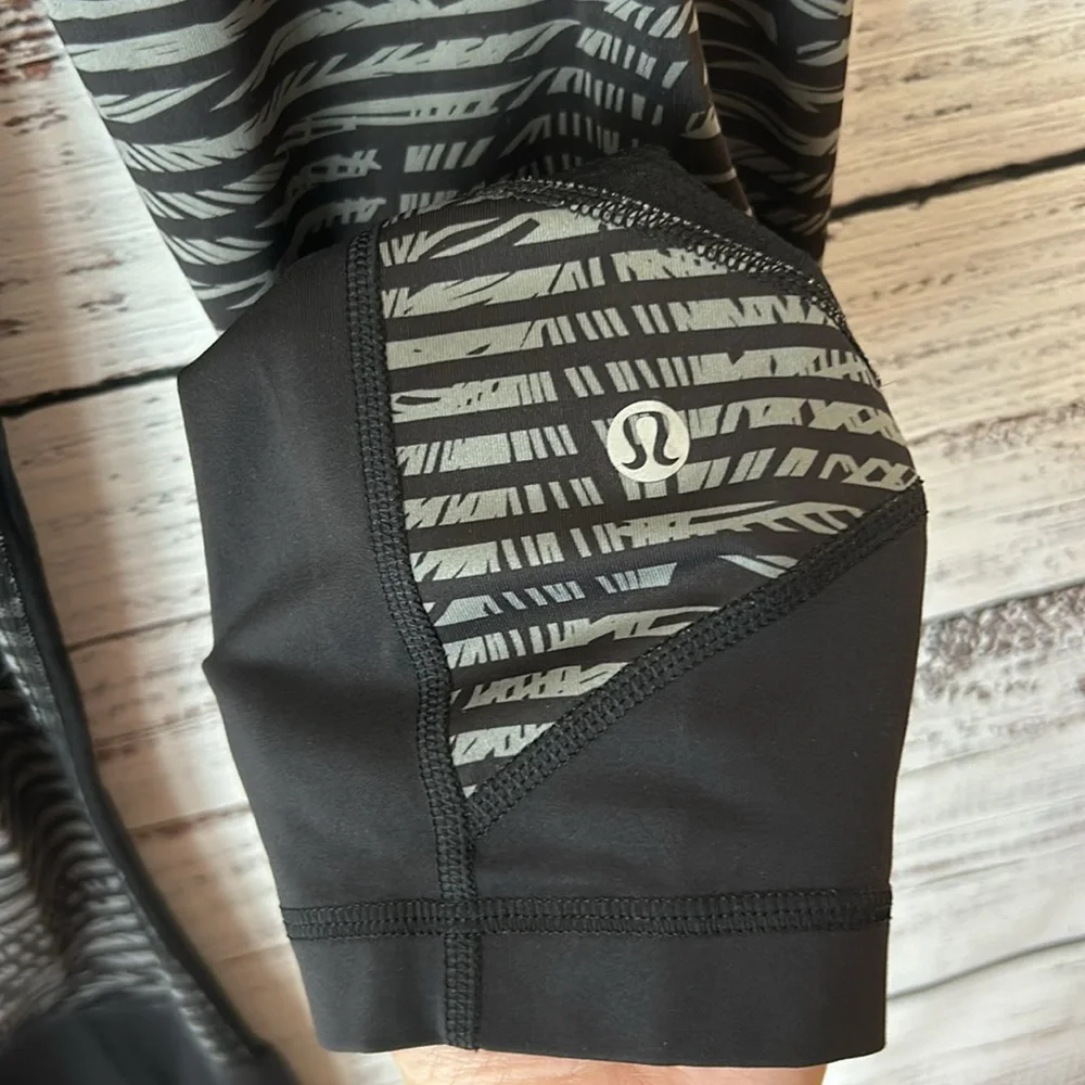 Lululemon Pace Rival Crop *Full-OnLuxtreme Stripe Play Slate Black Size 4